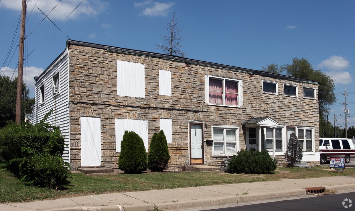 Building Photo - 1409 E 38th St