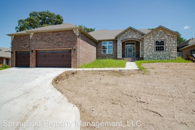 Building Photo - 4 br, 3 bath House - 1516 S.Essex