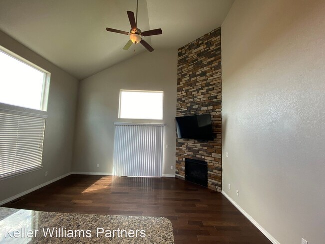 Building Photo - 4 br, 4 bath House - 6834 Mandan Dr