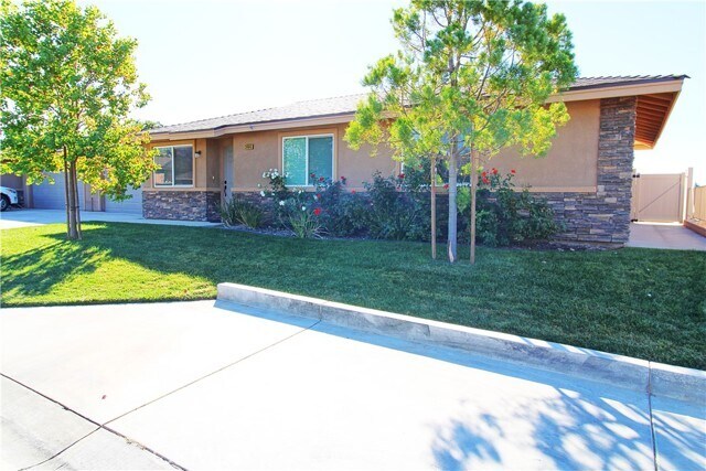 Foto del edificio - 34643 Pinewood Ct