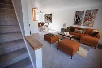 Interior Photo - Windom Gables