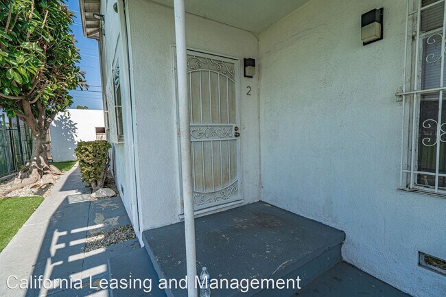 Building Photo - 2 br, 1 bath House - 3213 Bartdon Avenue #2