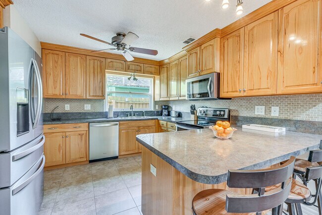 Building Photo - 10444 Copperwood Dr