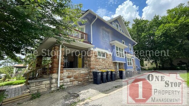 Foto del edificio - Beautiful 4 Bedroom 2.5 Bathroom Home in K...