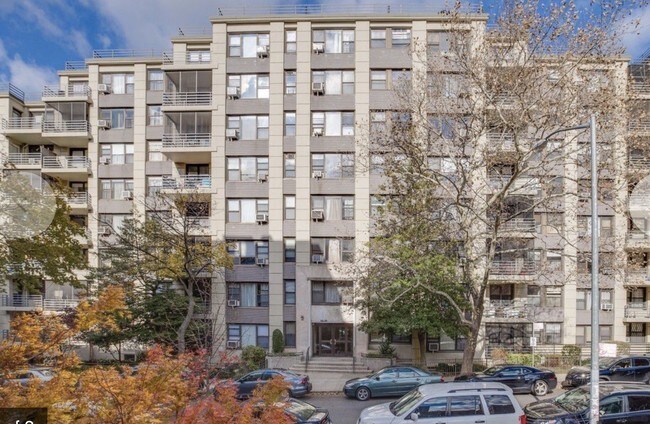 Building Photo - 98-26 64th Ave