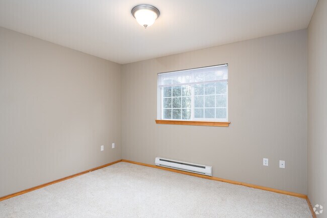 2BD, 2HAB - 1.065-1.124SF - Springbrook Reserve Condominiums