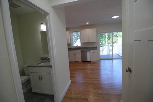 Building Photo - 7 Gorham St