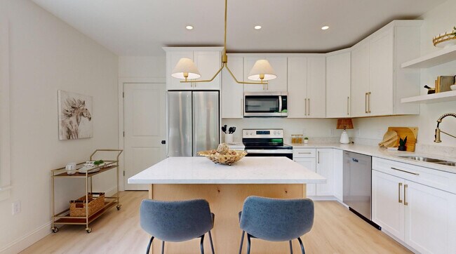 Foto del edificio - 430 Ridge Rd