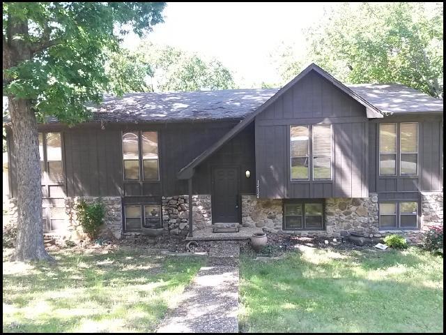 Primary Photo - 12124 Shawnee Forest Dr