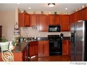 Foto del edificio - 2774 Riverside Dr