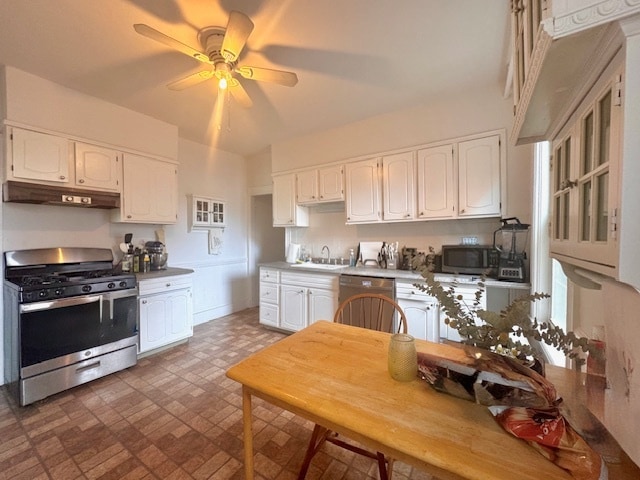 Building Photo - 98 Cypress St