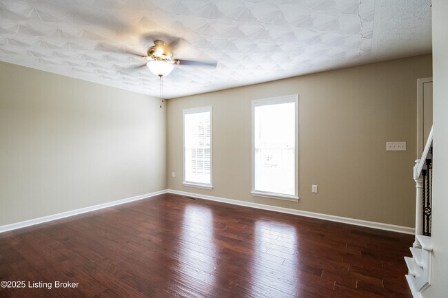 Building Photo - 6005 Delilah Ct