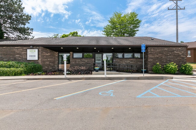Building Photo - SHA-Stonehedge
