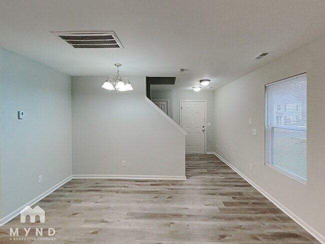 Foto del edificio - 6108 Fazenda Drive