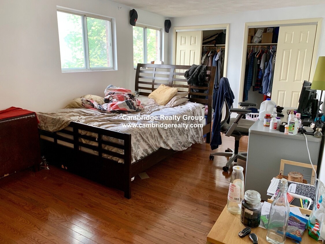 Foto principal - 70 Prospect St