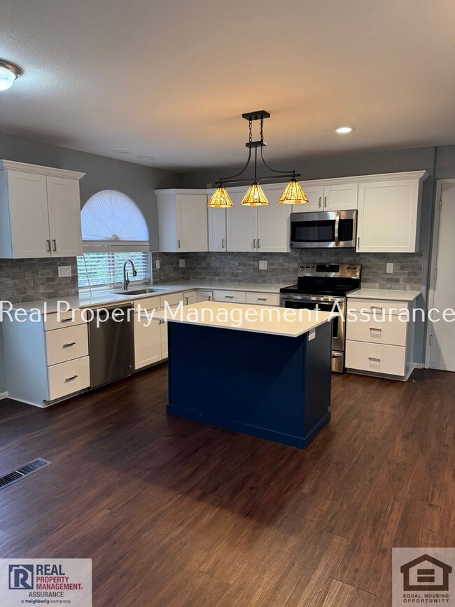 Foto del edificio - 324 SW Frenwood Way