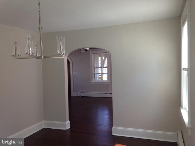 Building Photo - 445 Vannest Ave