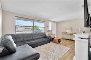 Foto del edificio - 10820 Queens Rd