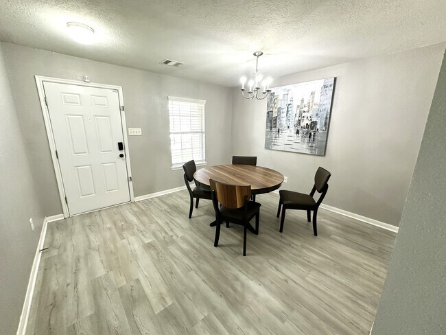 Building Photo - 21439 Veneto Hills Ct