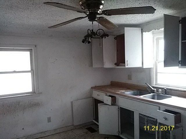 Building Photo - 5203 N Vassar Rd