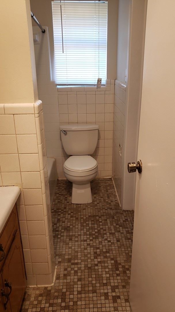 Building Photo - 407 Gaines St SW