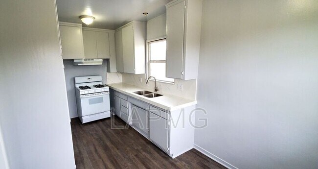 Building Photo - 4012 Randolph St