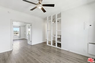 Building Photo - 4125 S Figueroa St