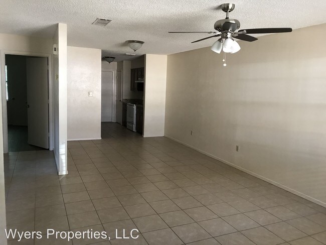 Building Photo - 2 br, 1.5 bath Apartment - 101B Bass