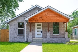 Building Photo - 4019 Brundrette St