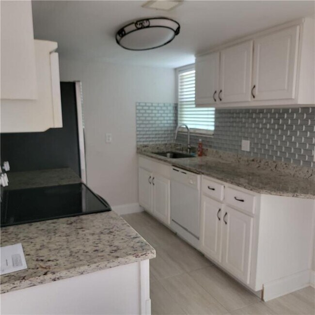 Foto del edificio - 3545 Old Chamblee Tucker Rd