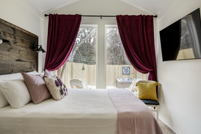 Building Photo - 509 High Dr