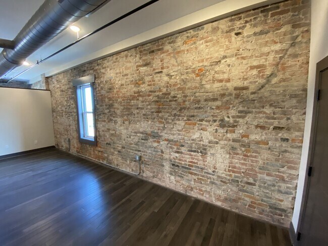 Foto del edificio - 227 Broadway St