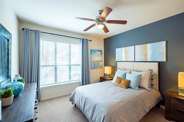 Foto del edificio - 9900 McNeil Dr