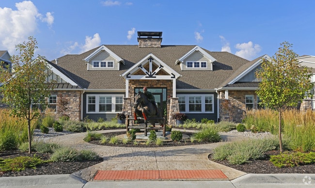 Building Photo - Steeplechase