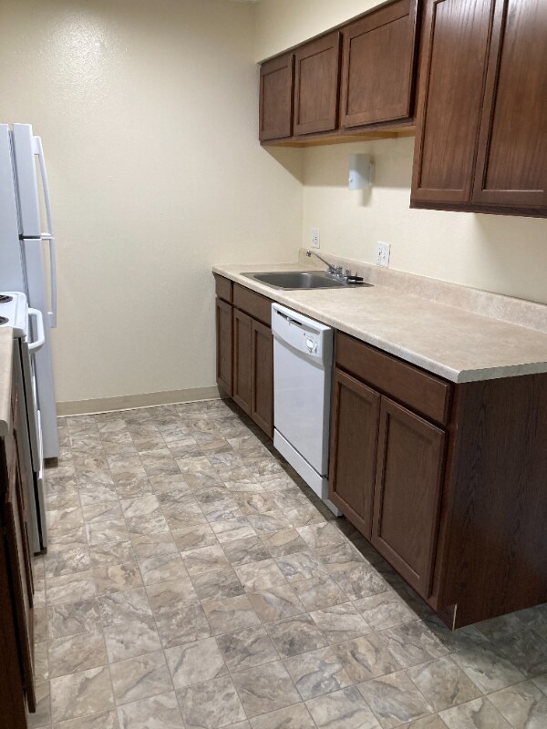 Foto principal - 70 Douglas Ln