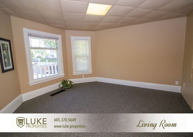 Foto del edificio - 203 S Summit Ave