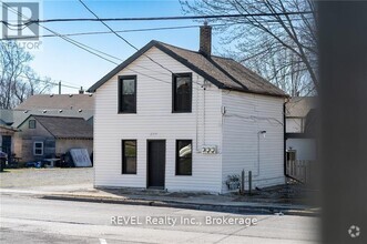 Building Photo - 129 Durham St