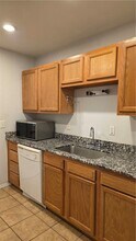 Building Photo - 4102 SW Chapelstone Ave