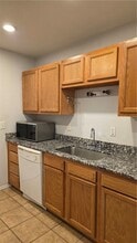Building Photo - 4102 SW Chapelstone Ave