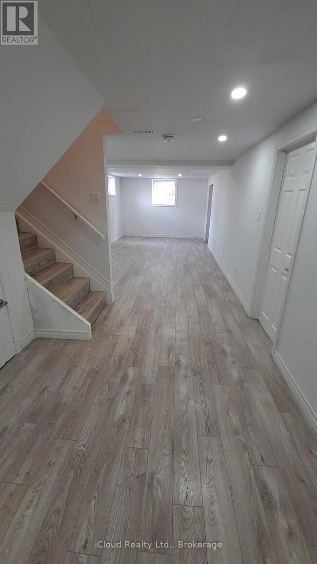 Building Photo - 24 Chilton Dr