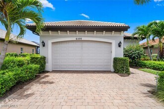 Building Photo - 6597 Caldecott Dr