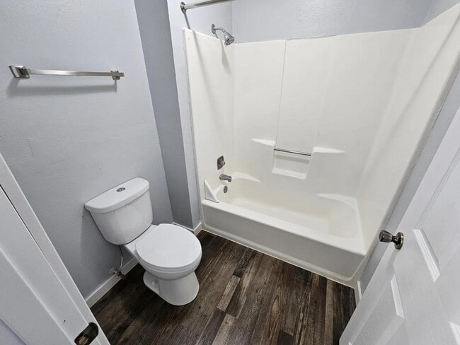 Building Photo - McDonald Flats on King