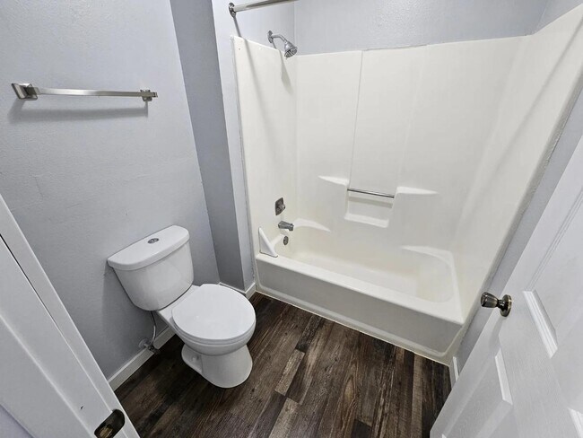 Foto del edificio - McDonald Flats on King