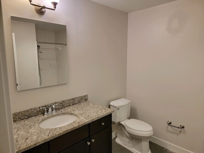Building Photo - Putnam Block Hotel - One Bedroom Apartment...