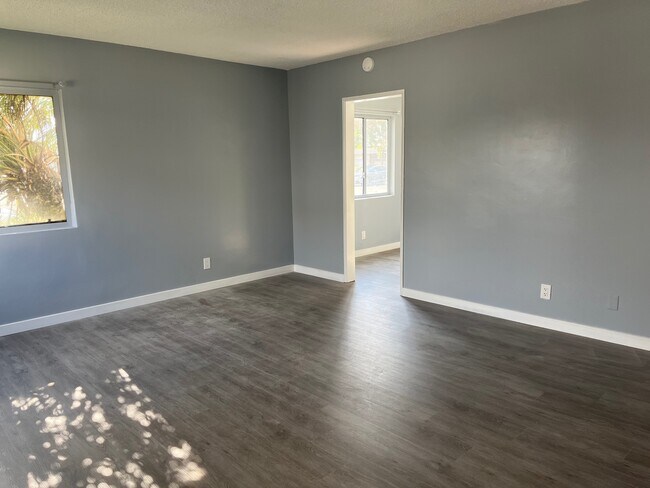 Living Room - 2425 W 182nd St