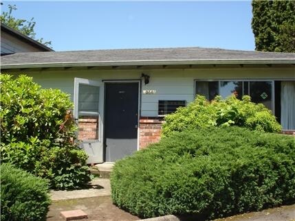 Building Photo - Terri Lee Manor