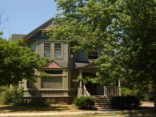 Building Photo - 301 N Washington St