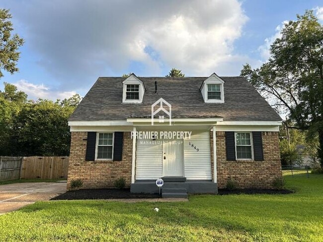 Photo - 1849 Mississippi Valley Blvd House