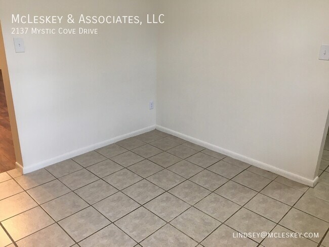 Foto del edificio - 2137 Mystic Cove Dr
