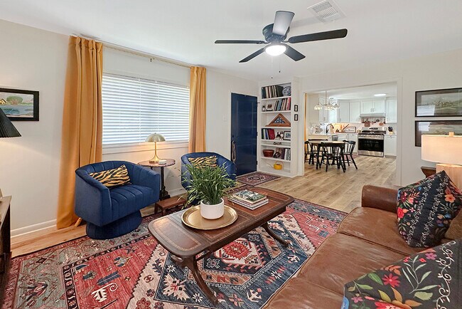 Sala de estar - 204 Dianne St